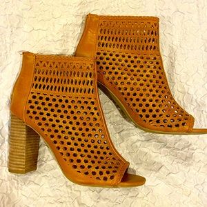 Report peep toe booties